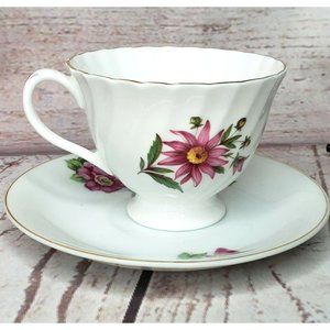Vintage Mayfair Bone China Made In England Tea Cup And Saucer